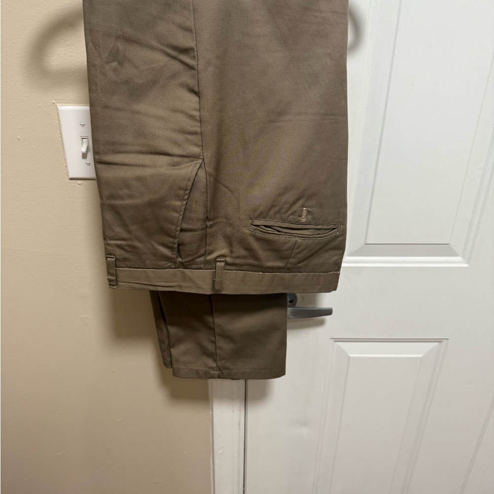 Men's Tan Pants